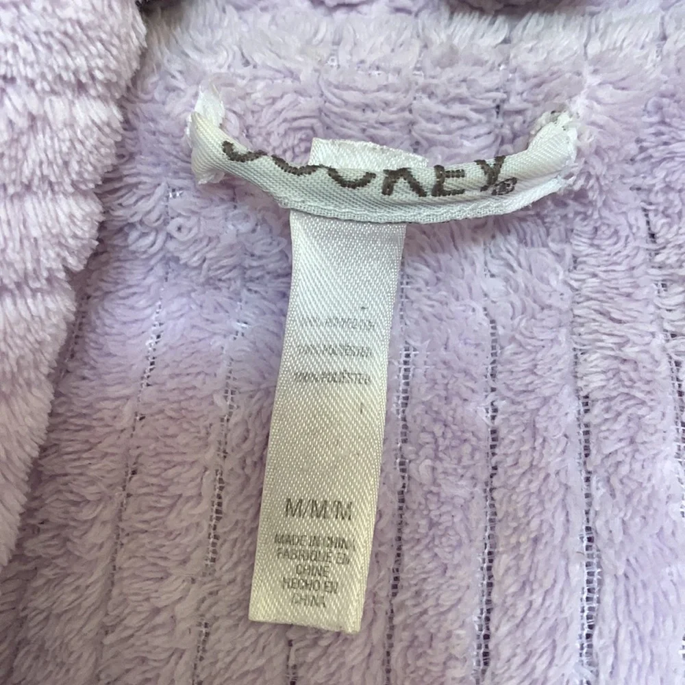 Robe - Picture 2 of 4